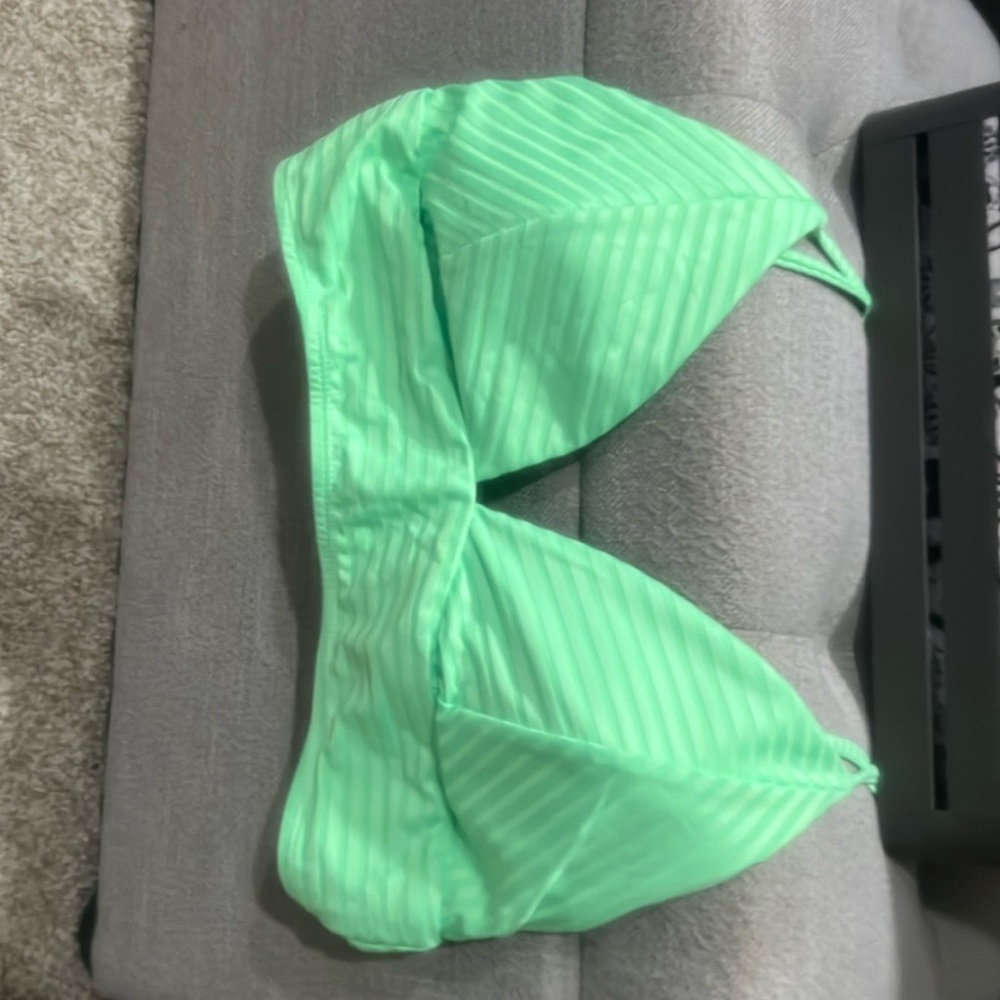 Hot green bikini top size medium